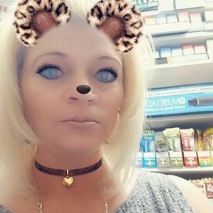 Meet your Posher, Kelli